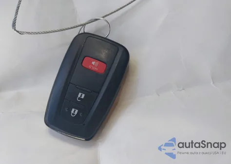 2020 Toyota Corolla Se z USA, uszkodzony, nr VIN JTND4RBE2L3097977